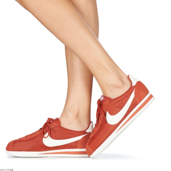 burnt orange nike cortez